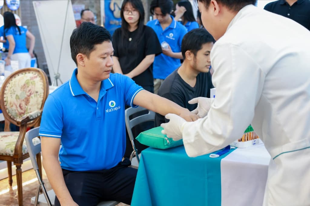 Khám sức khỏe định kỳ là một trong những hoạt động phúc lợi được Thế Giới Lọc Tổng tổ chức thường niên