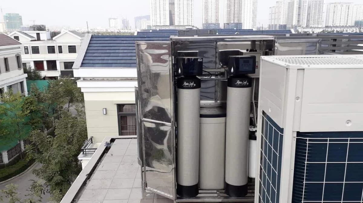 Hệ thống lọc nước đầu nguồn RainSoft EC4 lắp đặt thực tế tại biệt thự