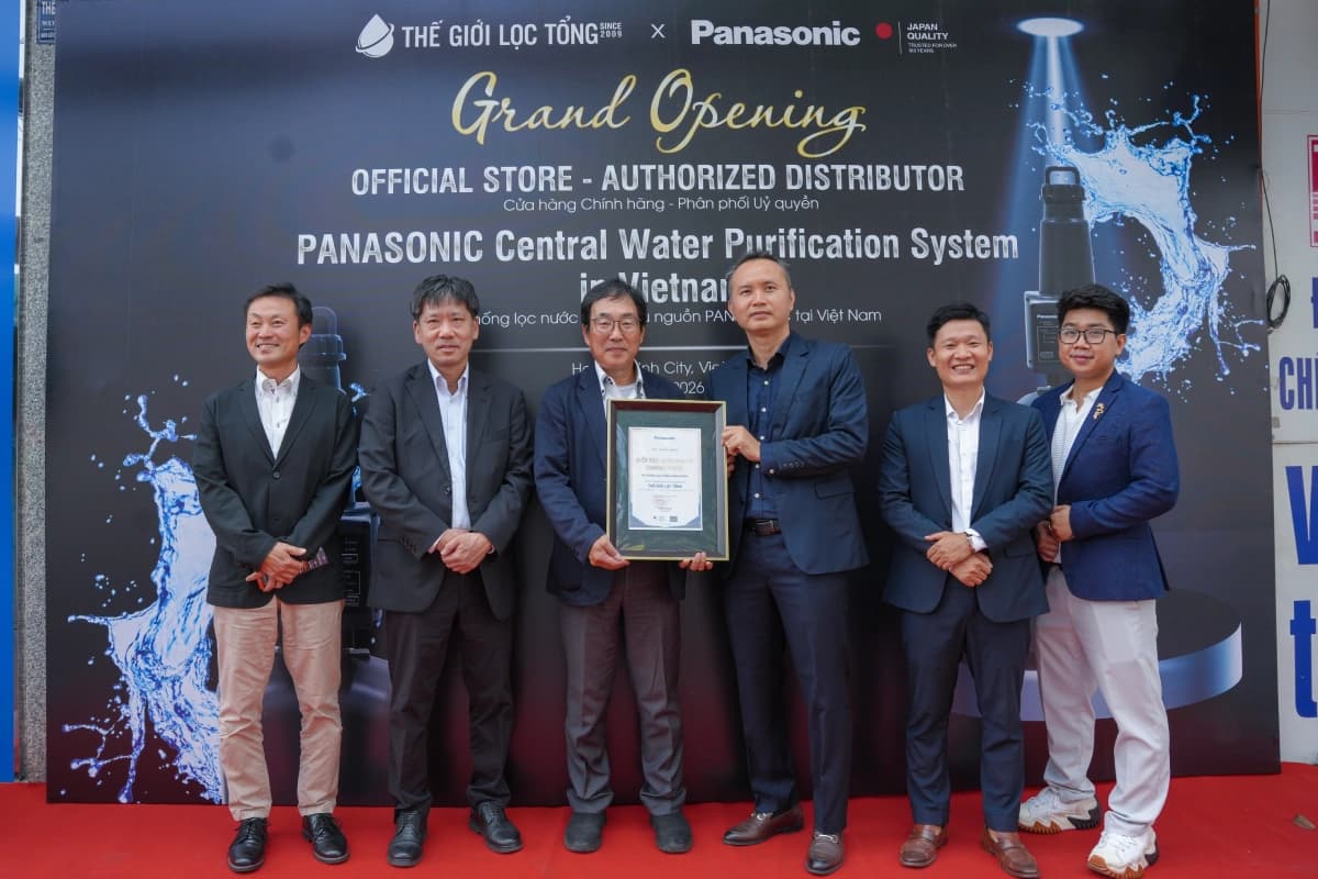 Đại diện Tập đoàn Panasonic đã ghé thăm Flagship showroom của Thế Giới Lọc Tổng nhân dịp khai trương