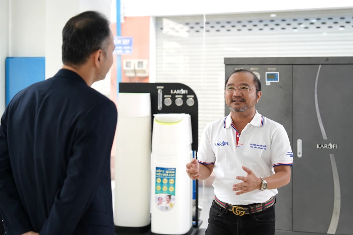 Karofi là thương hiệu lọc nước Việt Nam với định hướng phát triển bền vững, đầu tư mạnh vào nghiên cứu công nghệ và am hiểu sâu sắc điều kiện nguồn nước trong nước